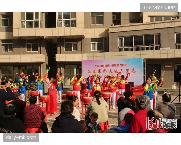 范戴克携手慈善机构开展公益活动,助力社区发展 范戴克携手慈善机构开展公益活动,助力社区发展