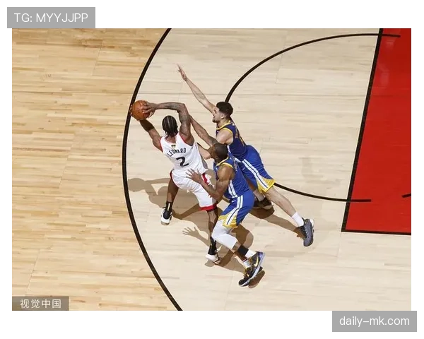 布兰登·罗伊挡拆制造错位显著提升关键时刻得分效率